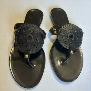 Jack Rogers Georgia thong rubber jelly rubber flat sandals black  medallion Sz 6